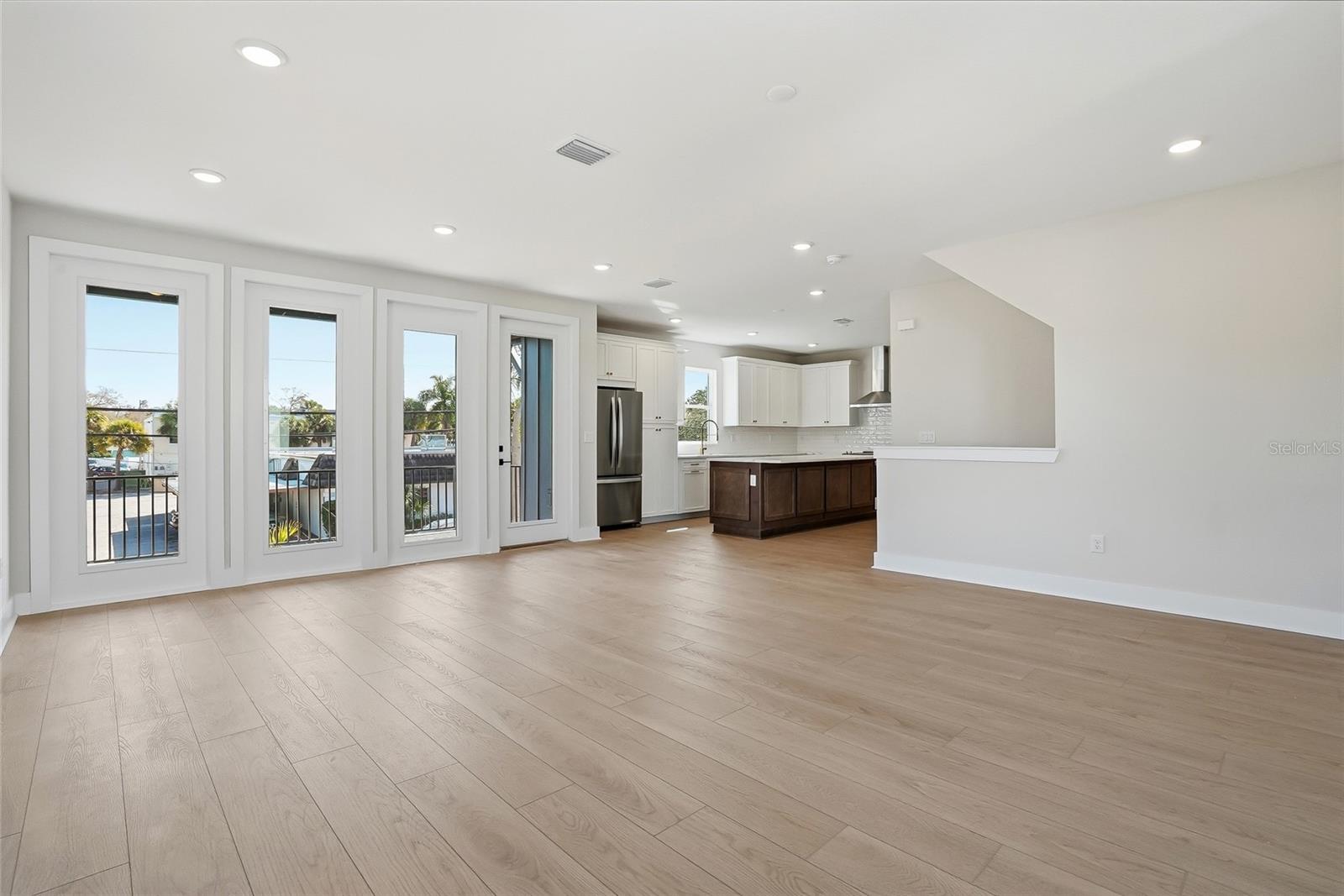3005 1ST AVE N, ST PETERSBURG, FL — photo 13