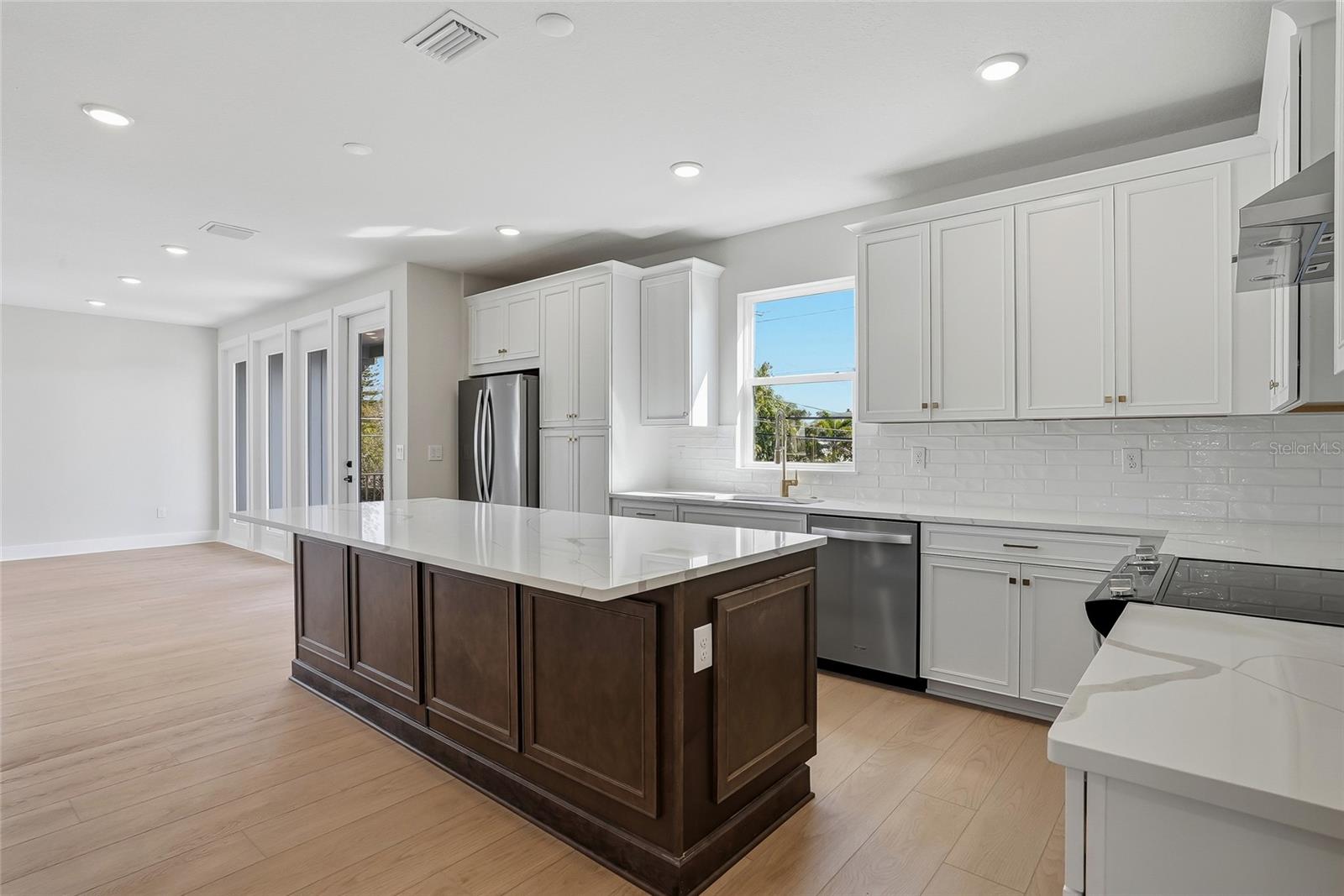 3005 1ST AVE N, ST PETERSBURG, FL — photo 18