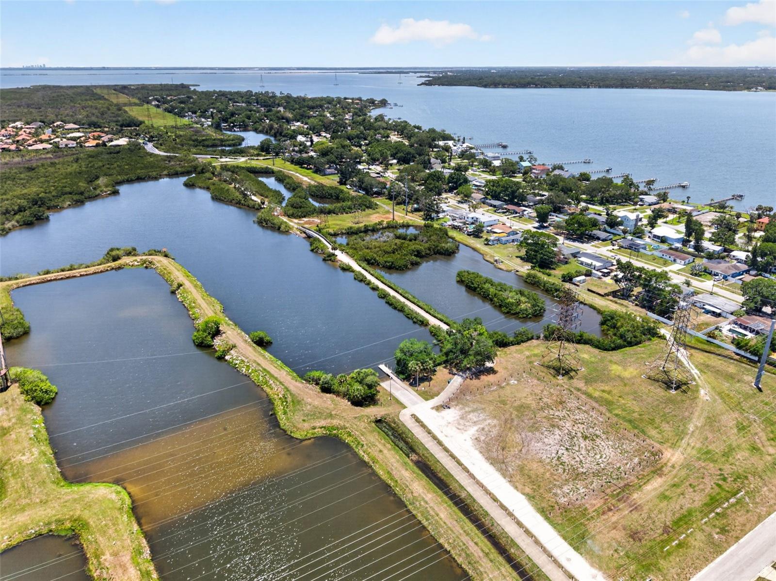 1007 STATE ST E, OLDSMAR, FL — photo 56