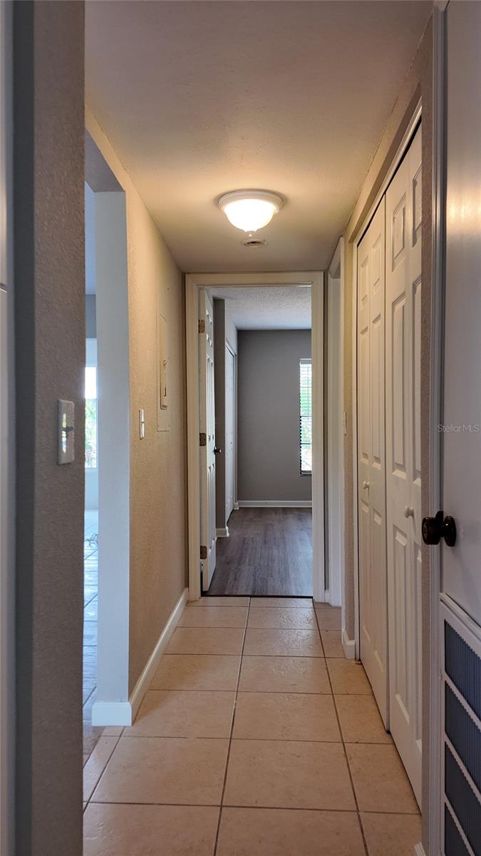 2480 PELICAN CT #102R, CLEARWATER, FL — photo 8