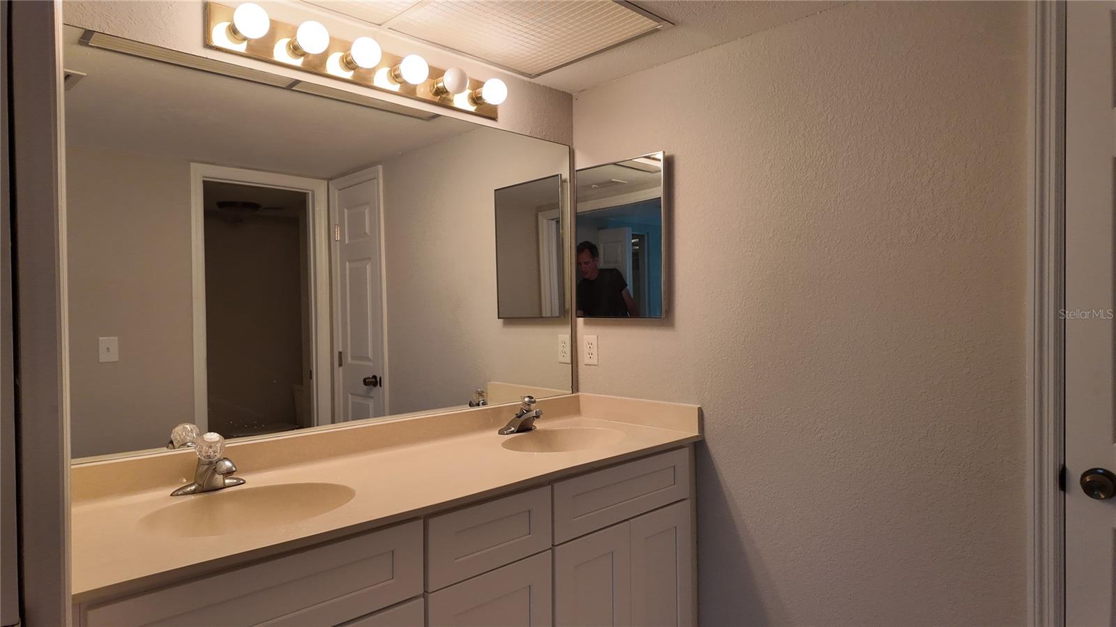 2480 PELICAN CT #102R, CLEARWATER, FL — photo 10