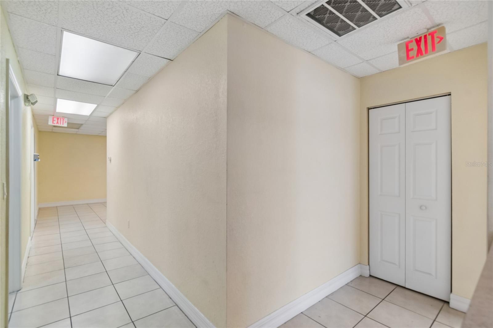 11151 SPRING HILL DR, SPRING HILL, FL — photo 23