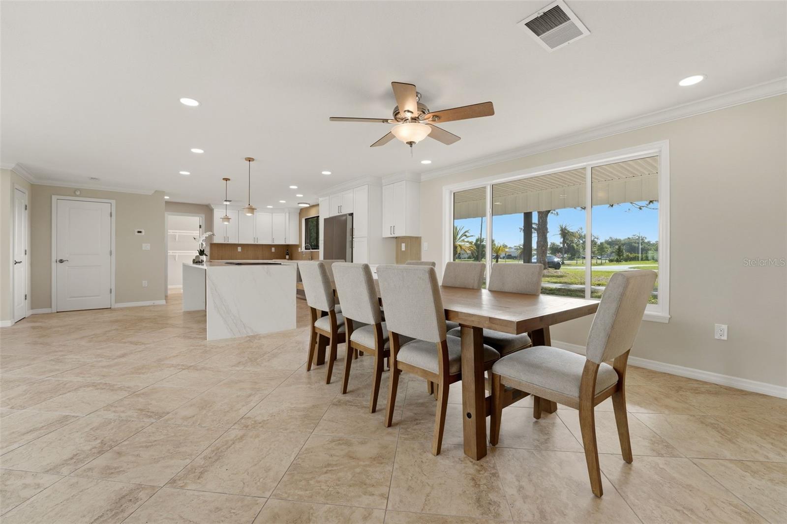 2180 W DOLPHIN DR, ENGLEWOOD, FL — photo 9