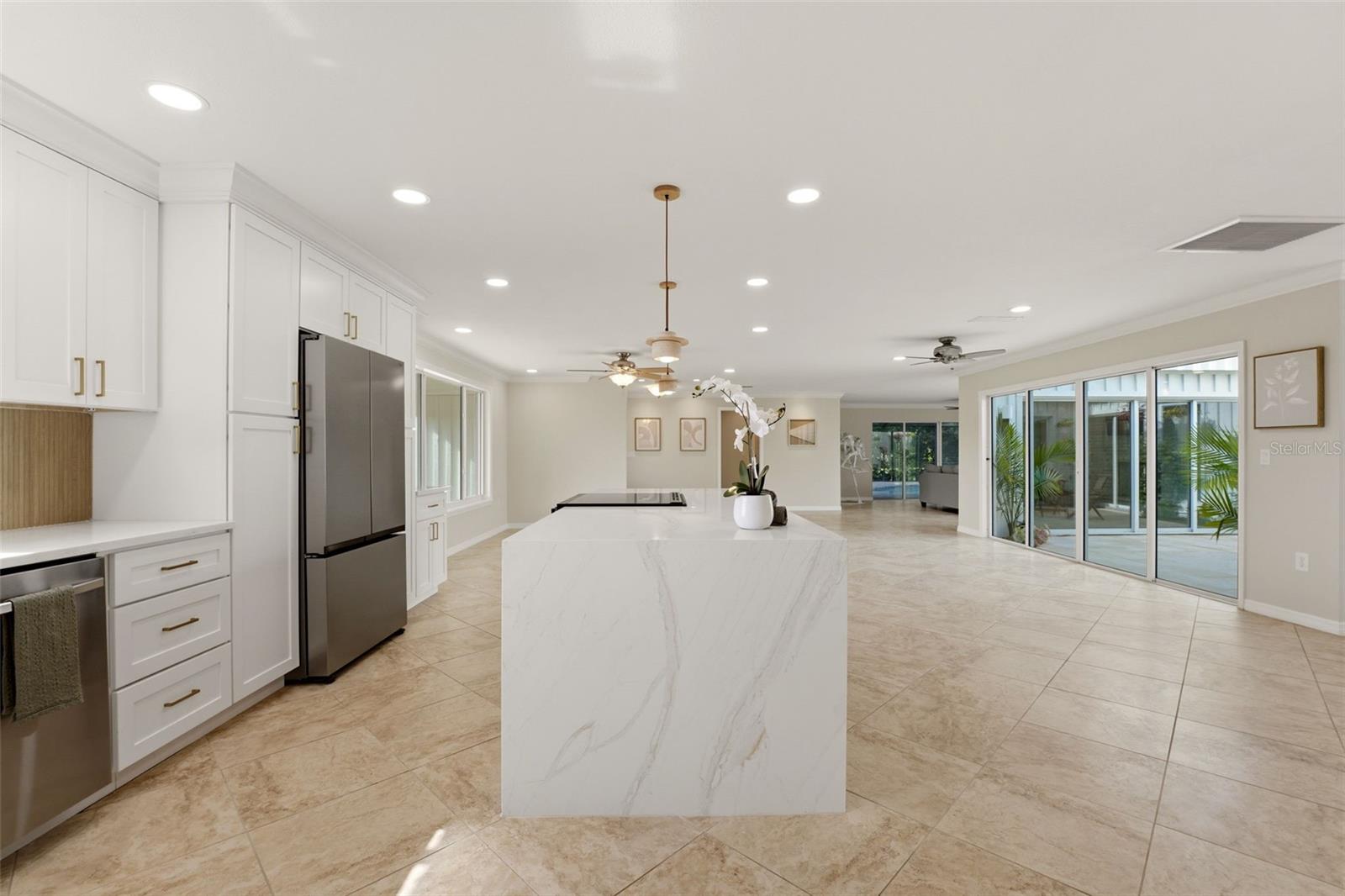 2180 W DOLPHIN DR, ENGLEWOOD, FL — photo 17