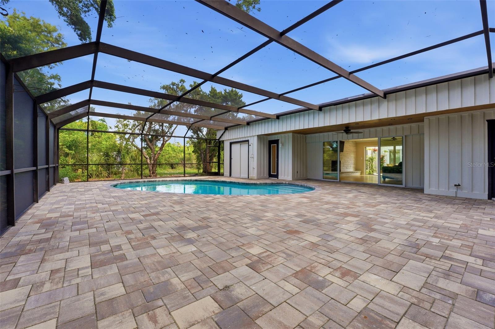 2180 W DOLPHIN DR, ENGLEWOOD, FL — photo 52