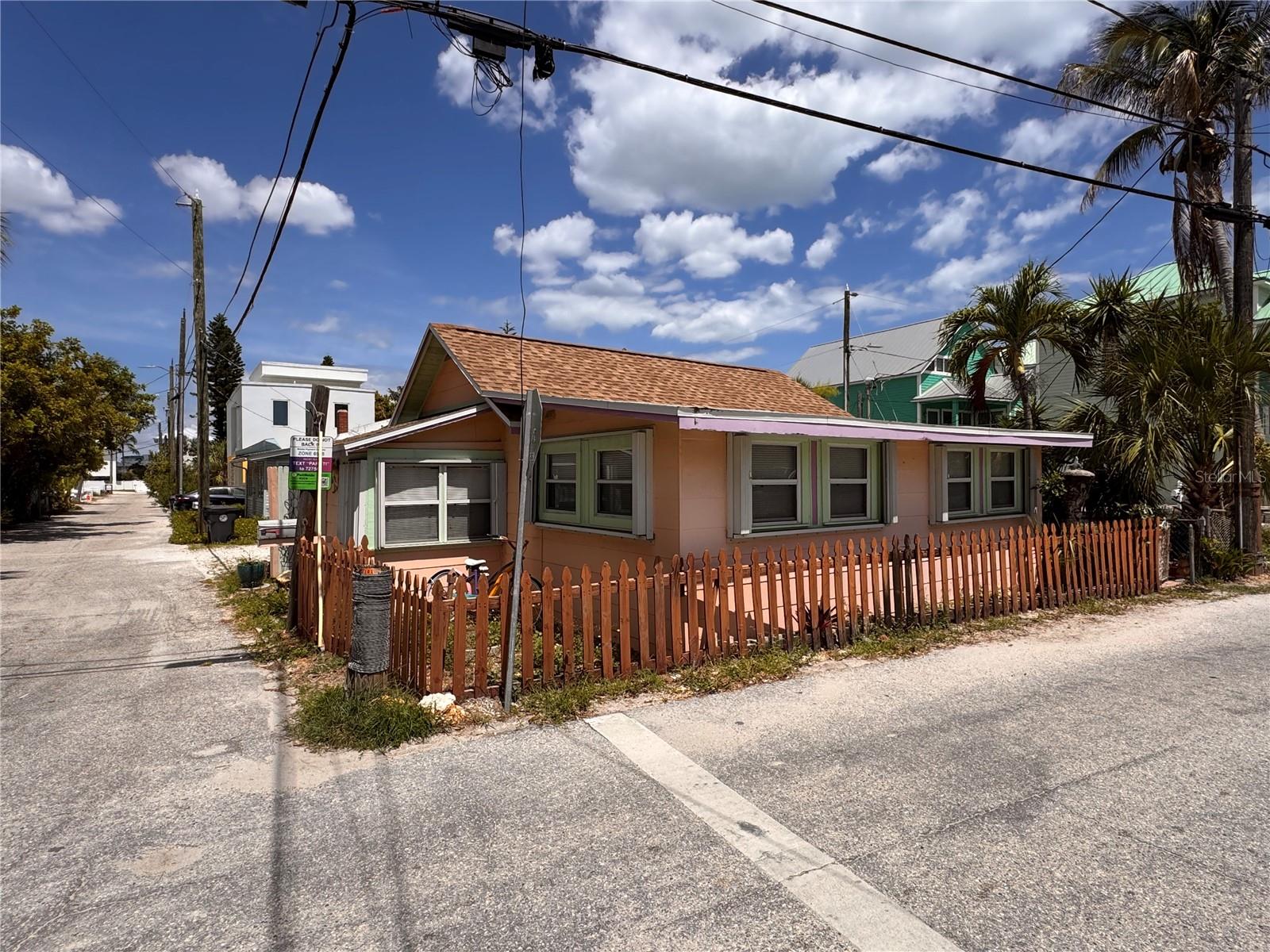 101 95TH AVE, TREASURE ISLAND, FL
