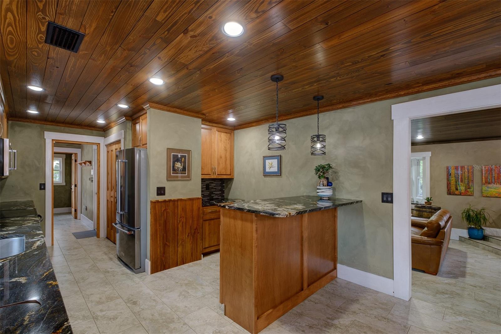2690 TEMPLE ST, SARASOTA, FL — photo 18
