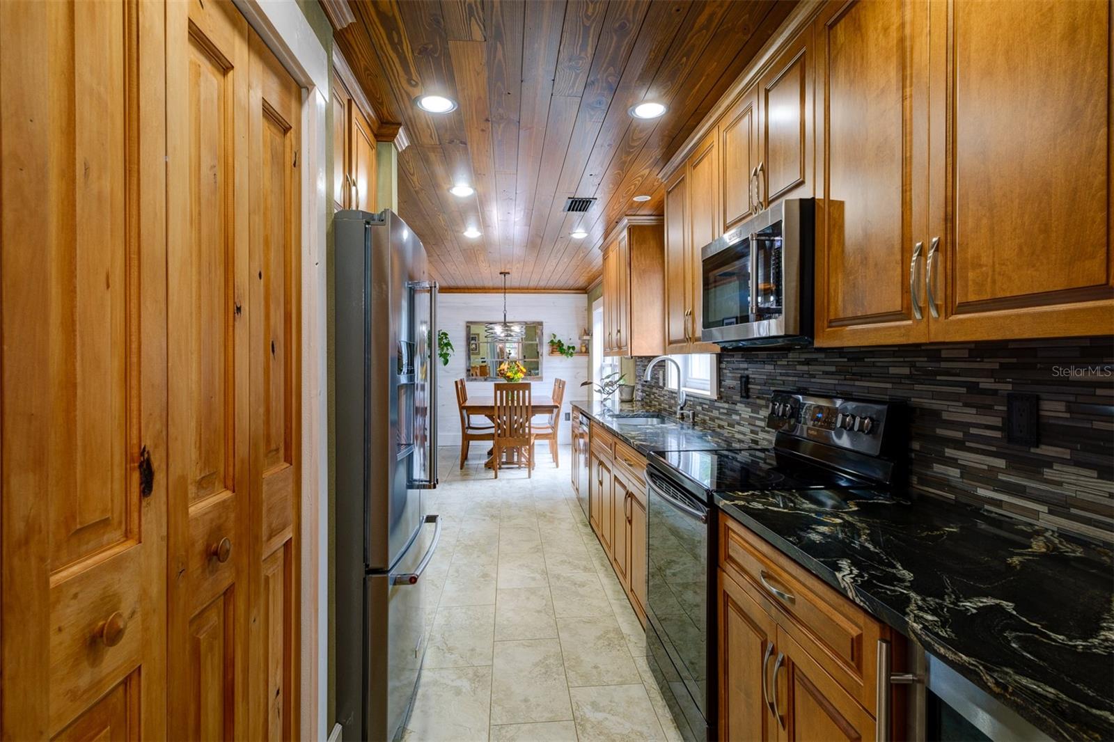 2690 TEMPLE ST, SARASOTA, FL — photo 20