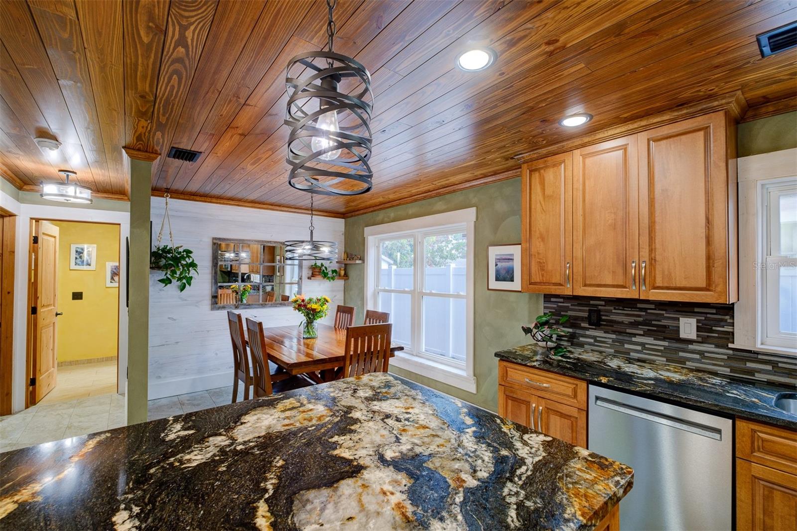 2690 TEMPLE ST, SARASOTA, FL — photo 24