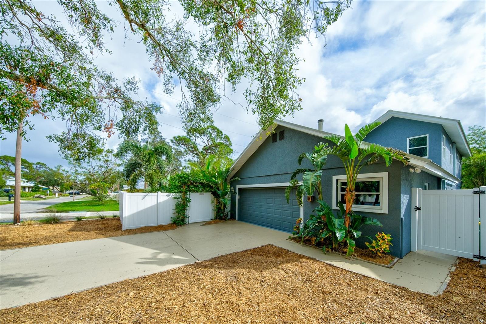 2690 TEMPLE ST, SARASOTA, FL — photo 59