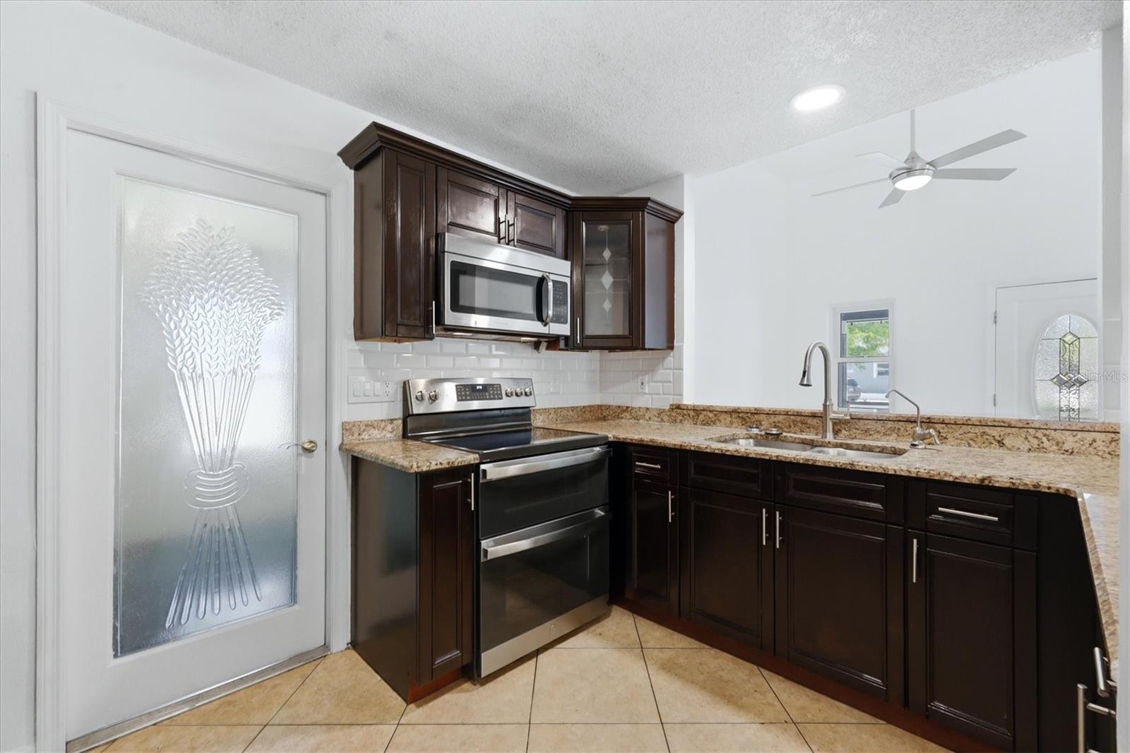 1649 8TH ST, SARASOTA, FL — photo 10