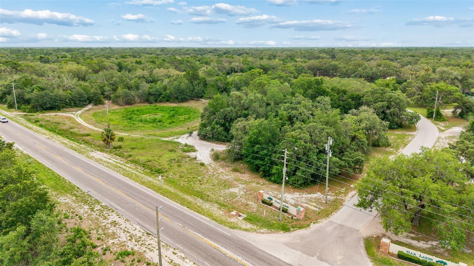 COUNTY LINE RD, SPRING HILL, FL — photo 2