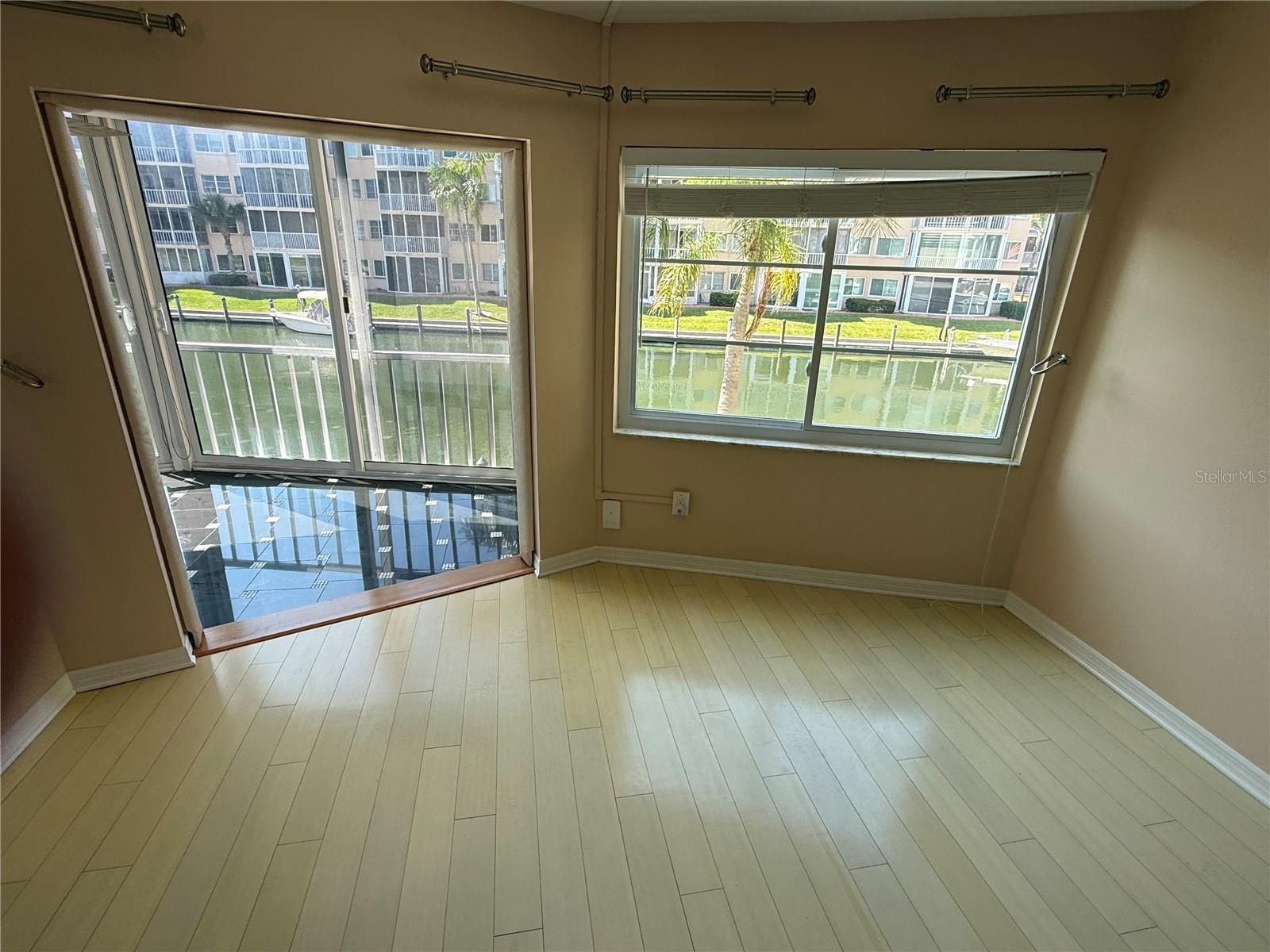 1250 N PORTOFINO DR #202, SARASOTA, FL — photo 8