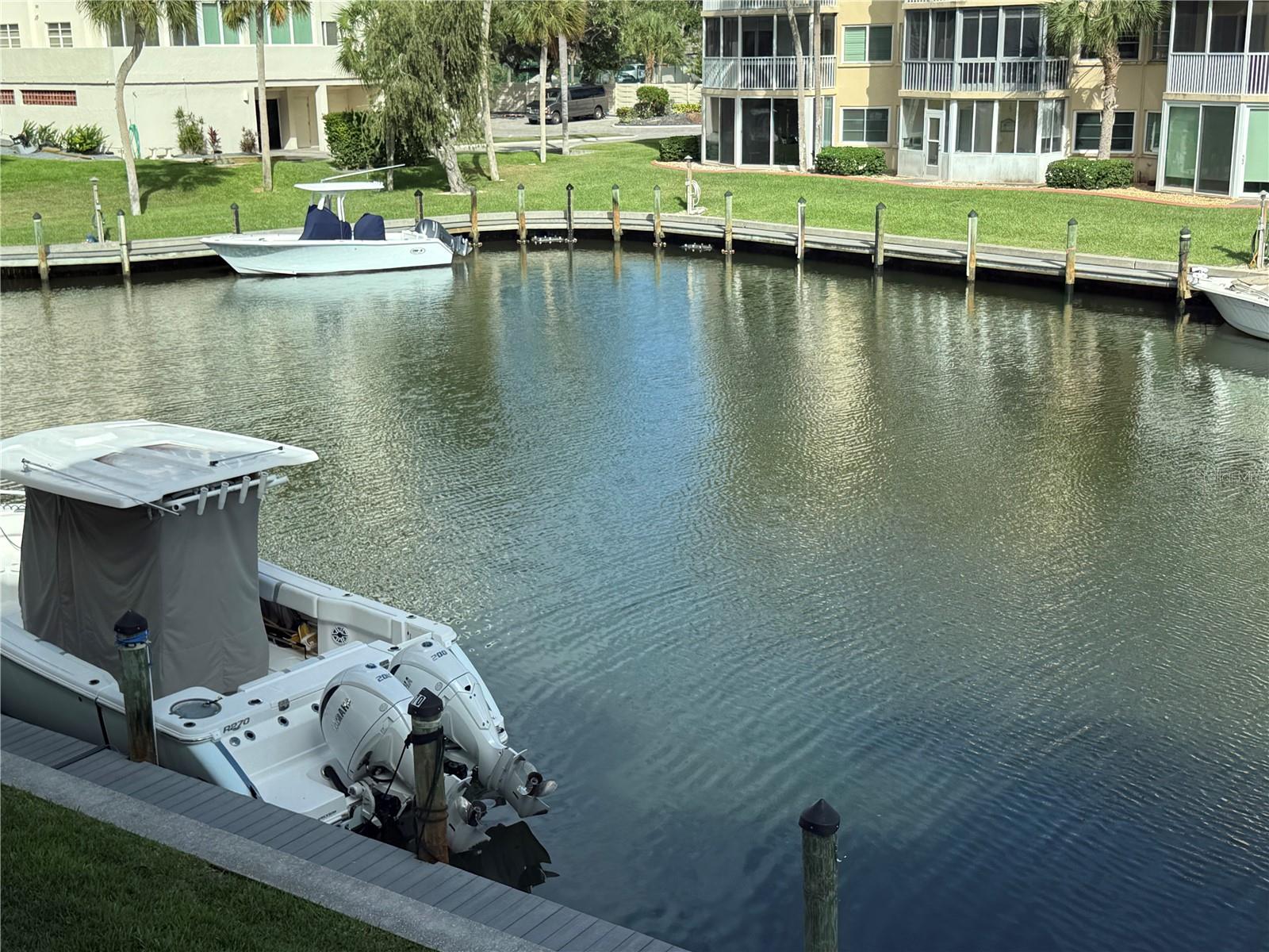 1250 N PORTOFINO DR #202, SARASOTA, FL — photo 3