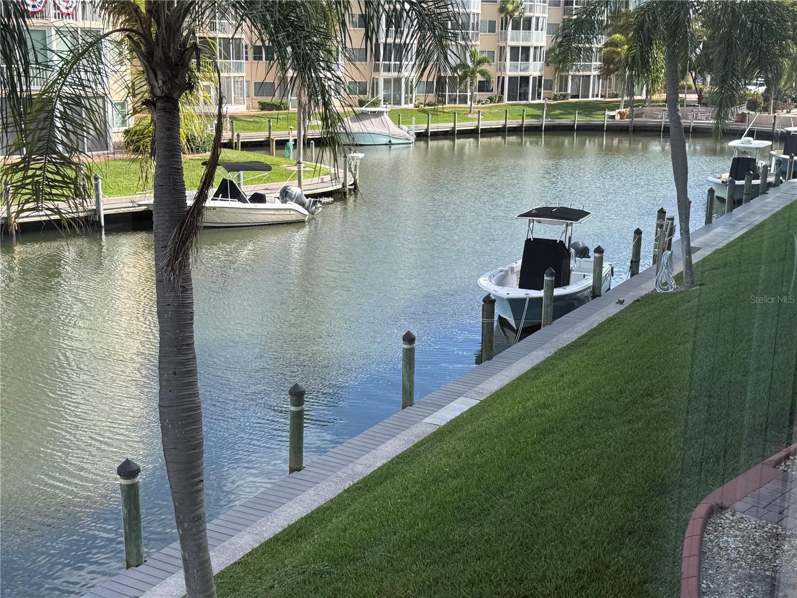 1250 N PORTOFINO DR #202, SARASOTA, FL — photo 4