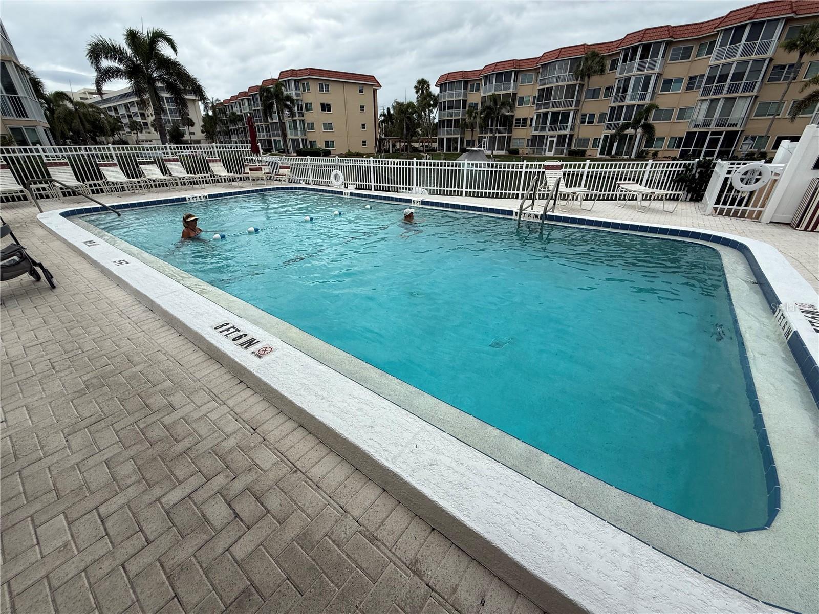 1250 N PORTOFINO DR #202, SARASOTA, FL — photo 31