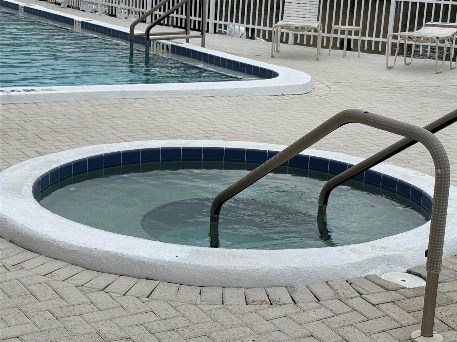 1250 N PORTOFINO DR #202, SARASOTA, FL — photo 33