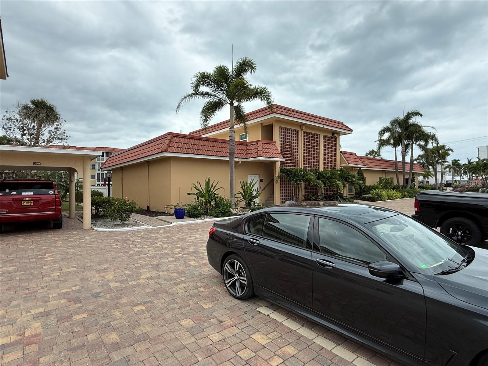 1250 N PORTOFINO DR #202, SARASOTA, FL — photo 37