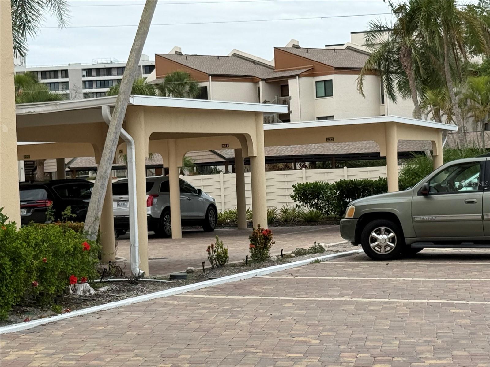 1250 N PORTOFINO DR #202, SARASOTA, FL — photo 39