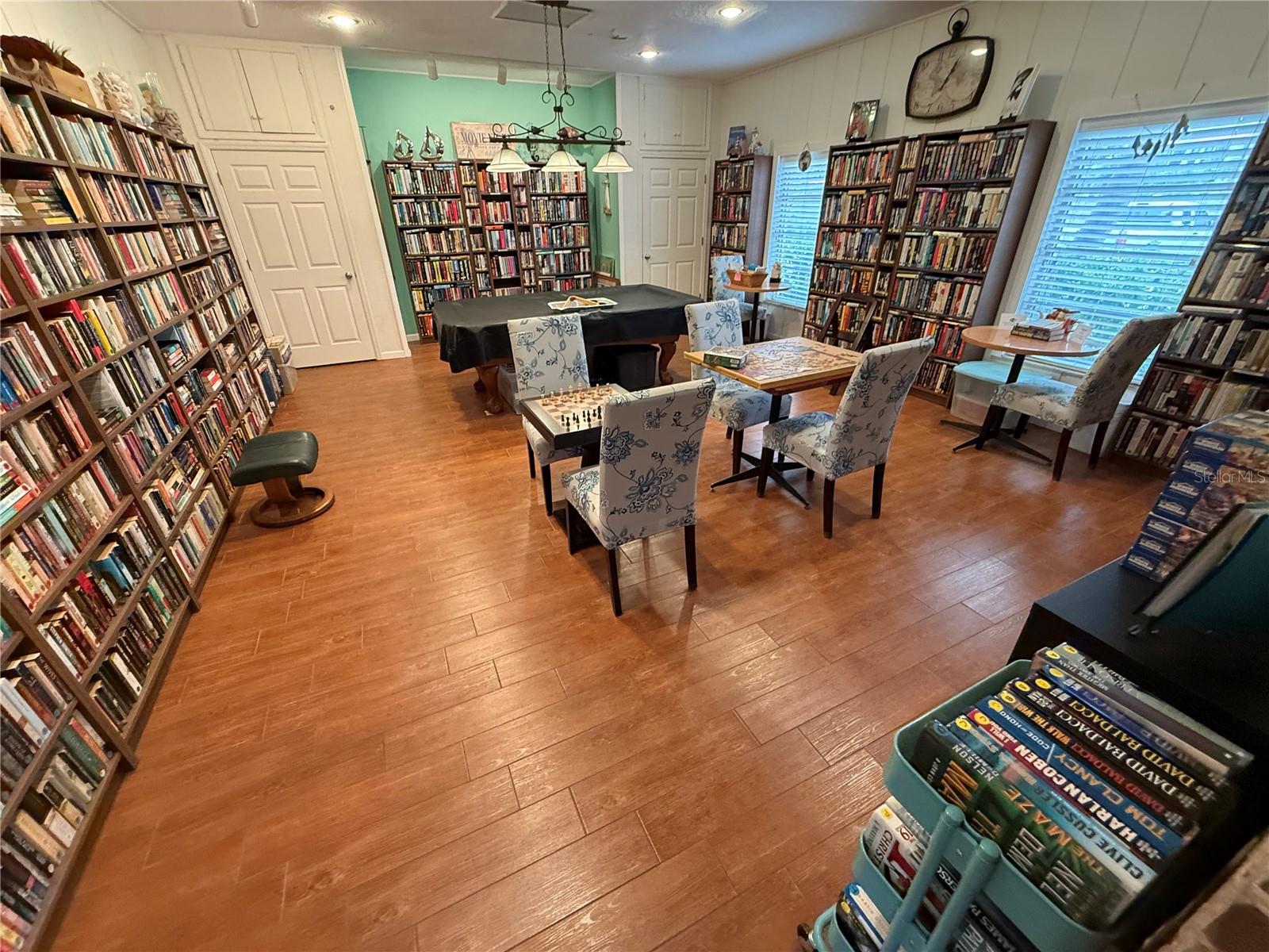 1250 N PORTOFINO DR #202, SARASOTA, FL — photo 45