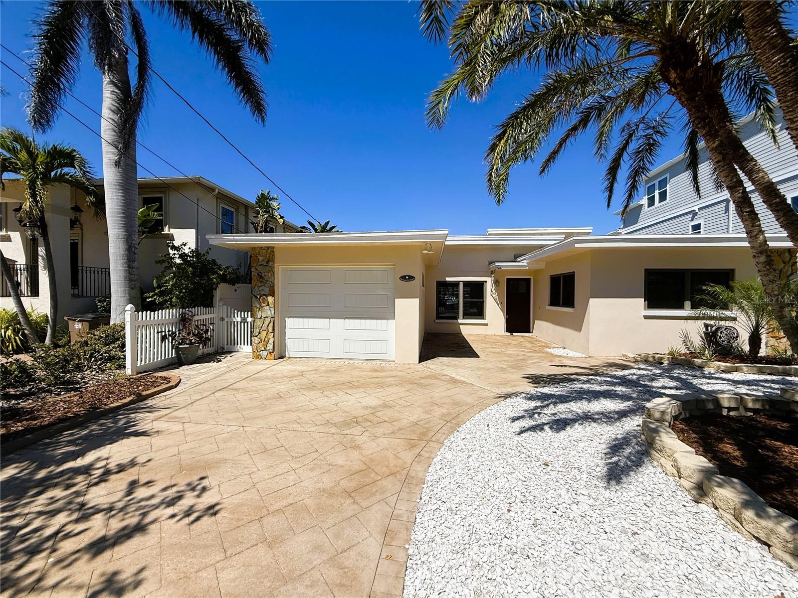 468 20TH AVE, INDIAN ROCKS BEACH, FL — photo 46