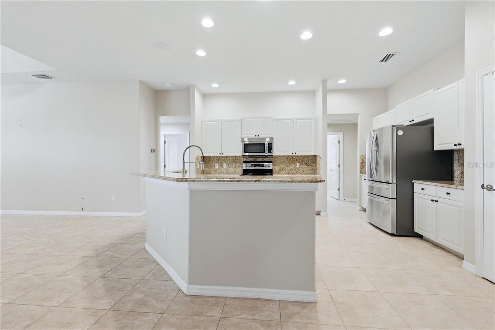 13346 CEDAR CITY AVE, PORT CHARLOTTE, FL — photo 67