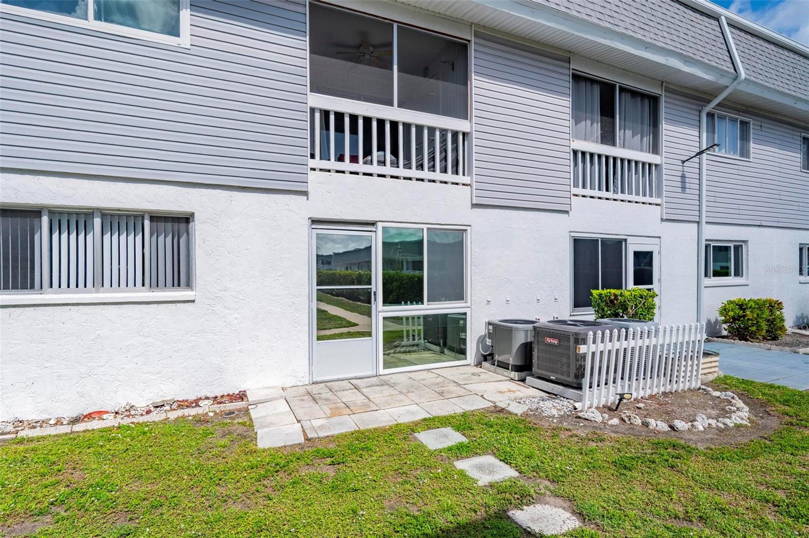 22375 EDGEWATER DR #123, PORT CHARLOTTE, FL — photo 33