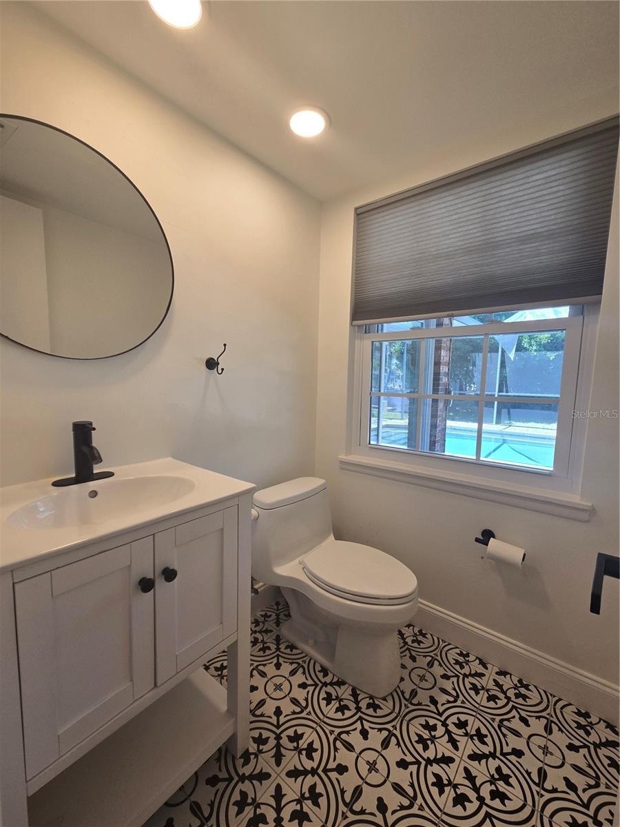 300 CYPRESS CREEK CIR, OLDSMAR, FL — photo 12