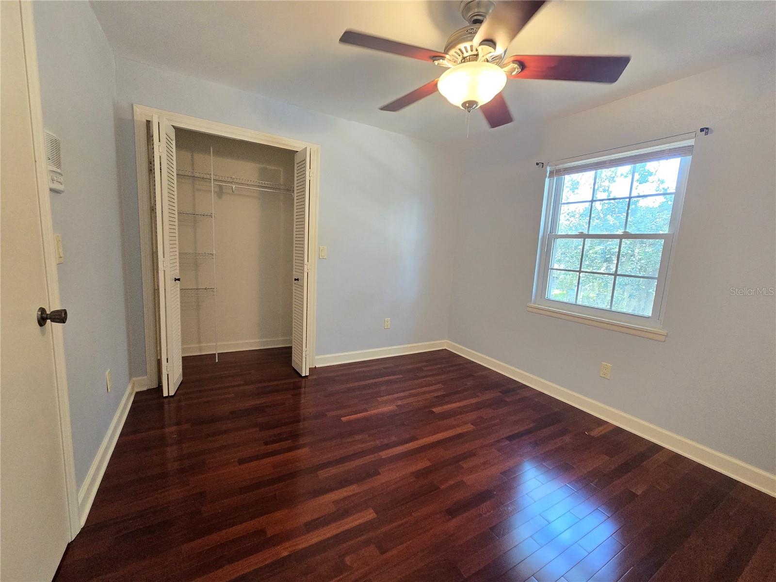 300 CYPRESS CREEK CIR, OLDSMAR, FL — photo 19