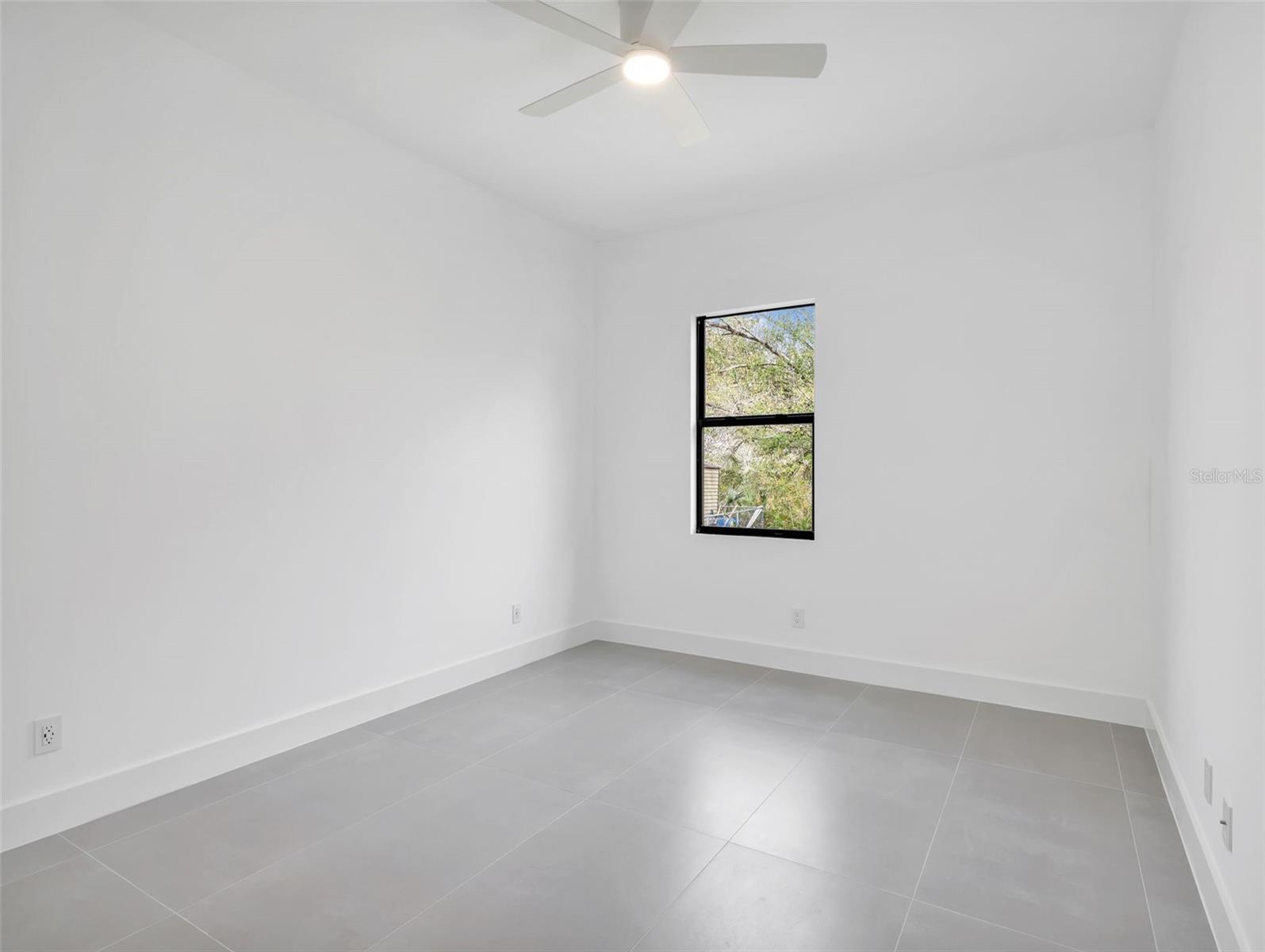 11042 CARNEGIE AVE, ENGLEWOOD, FL — photo 24