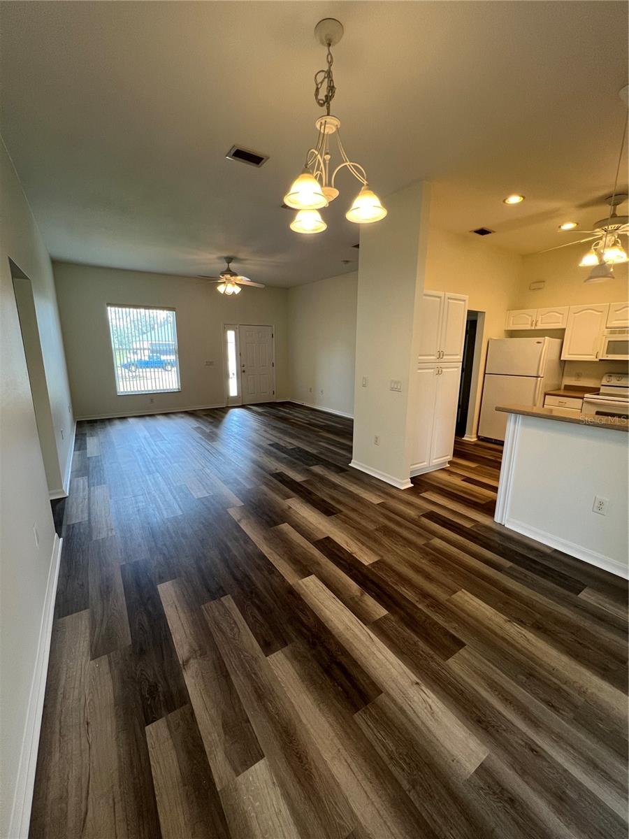 4733 S CRANBERRY BLVD, NORTH PORT, FL — photo 2