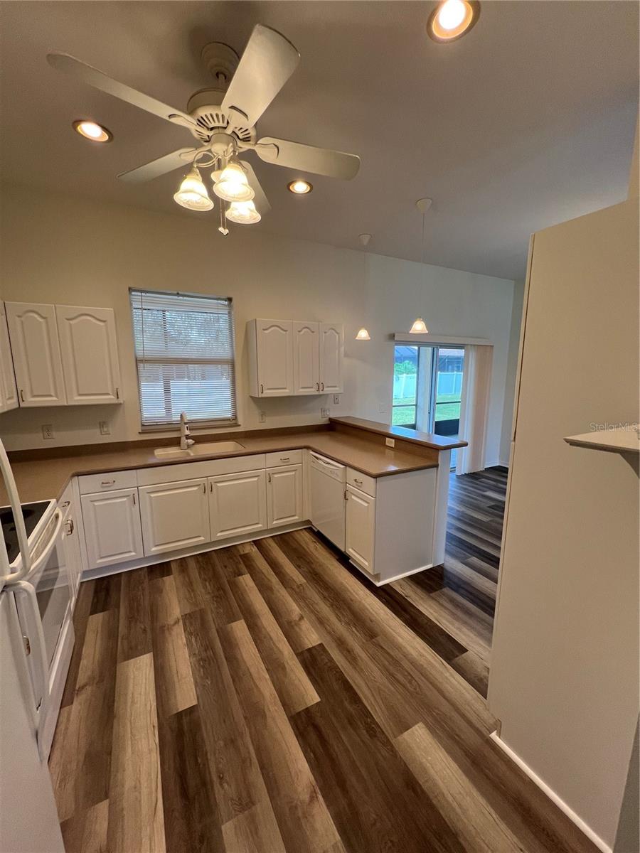 4733 S CRANBERRY BLVD, NORTH PORT, FL — photo 4