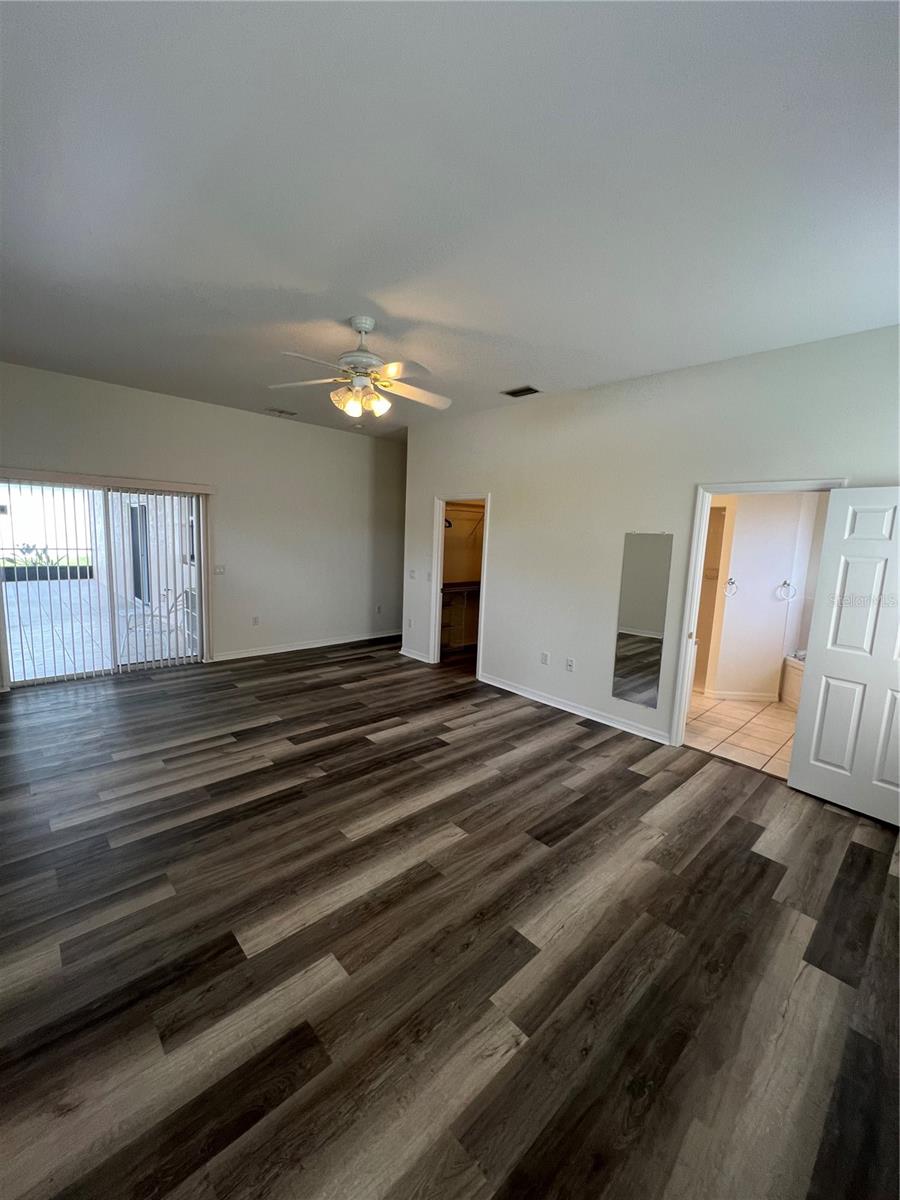 4733 S CRANBERRY BLVD, NORTH PORT, FL — photo 5