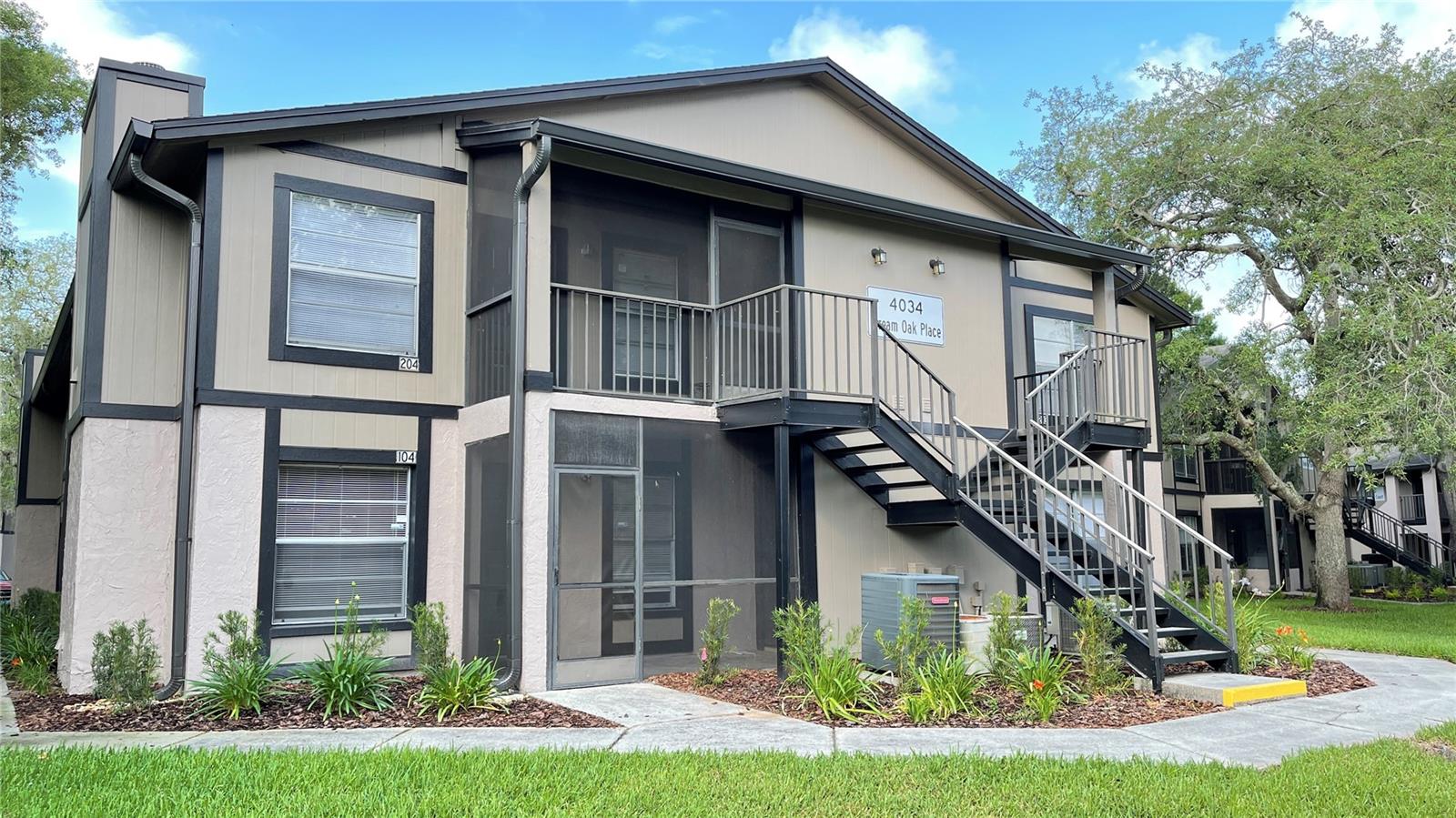 4034 DREAM OAK PL #104, TAMPA, FL