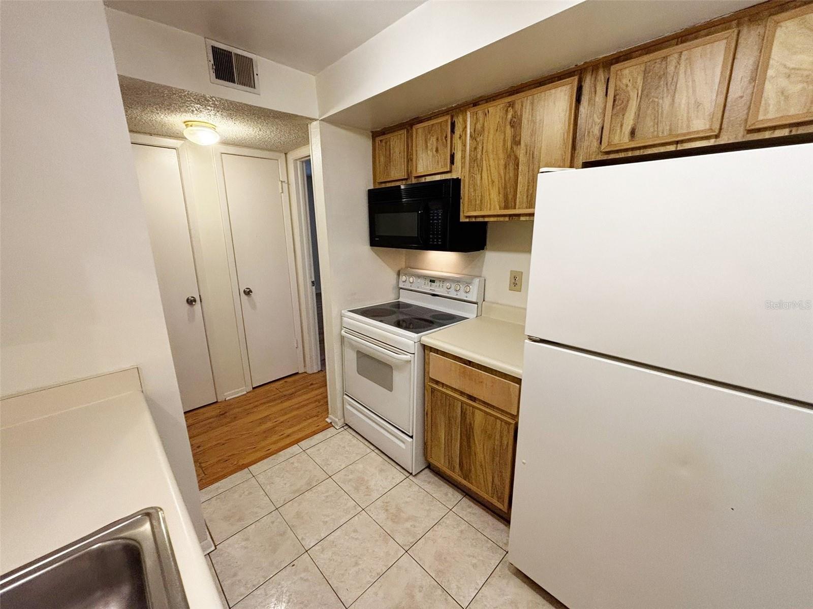 4034 DREAM OAK PL #104, TAMPA, FL — photo 12