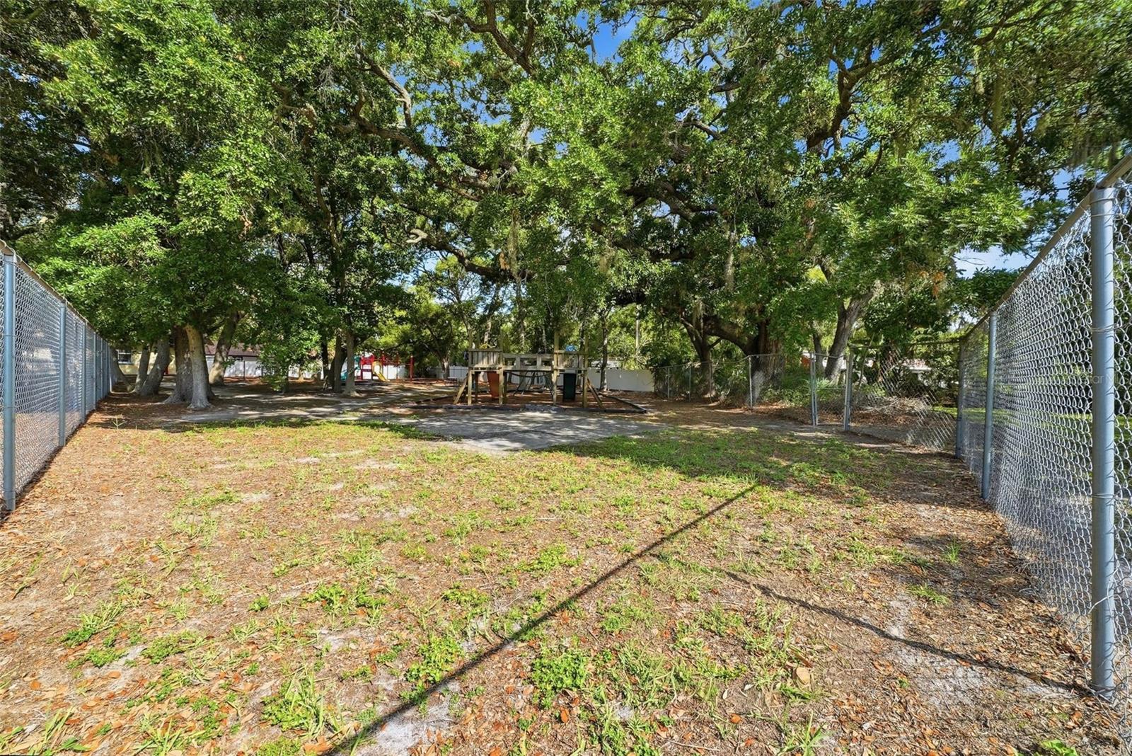 2886 WHITNEY RD, CLEARWATER, FL — photo 36