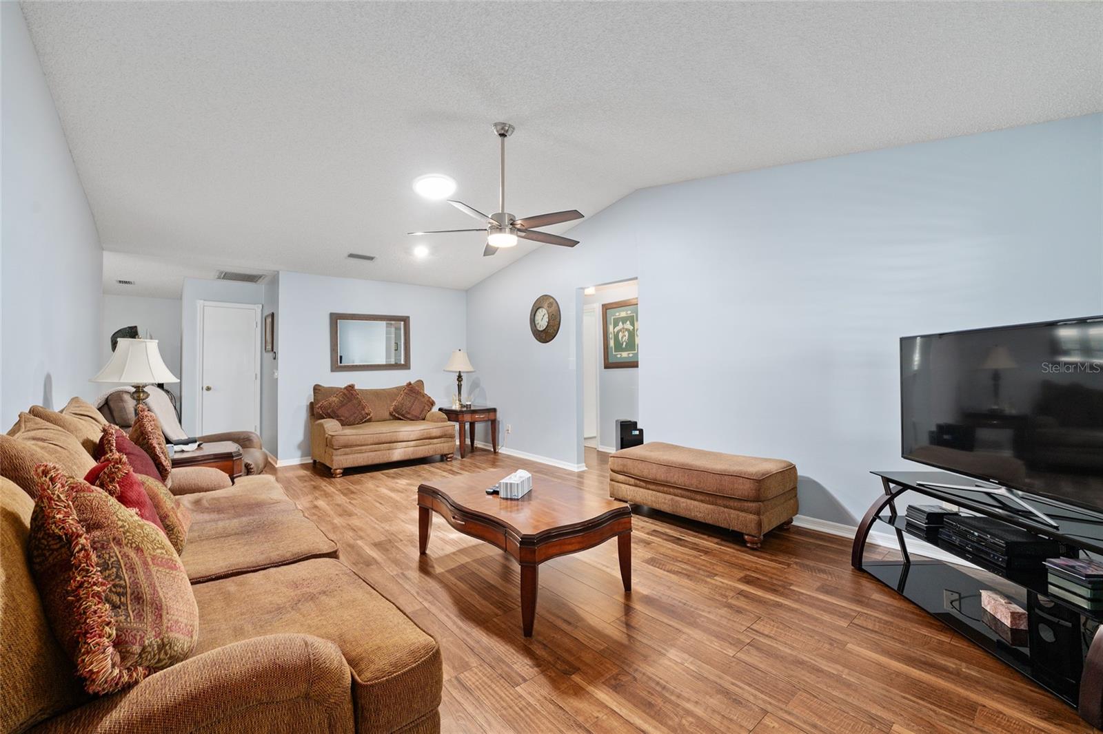 9820 SW 89TH TER #E, OCALA, FL — photo 2