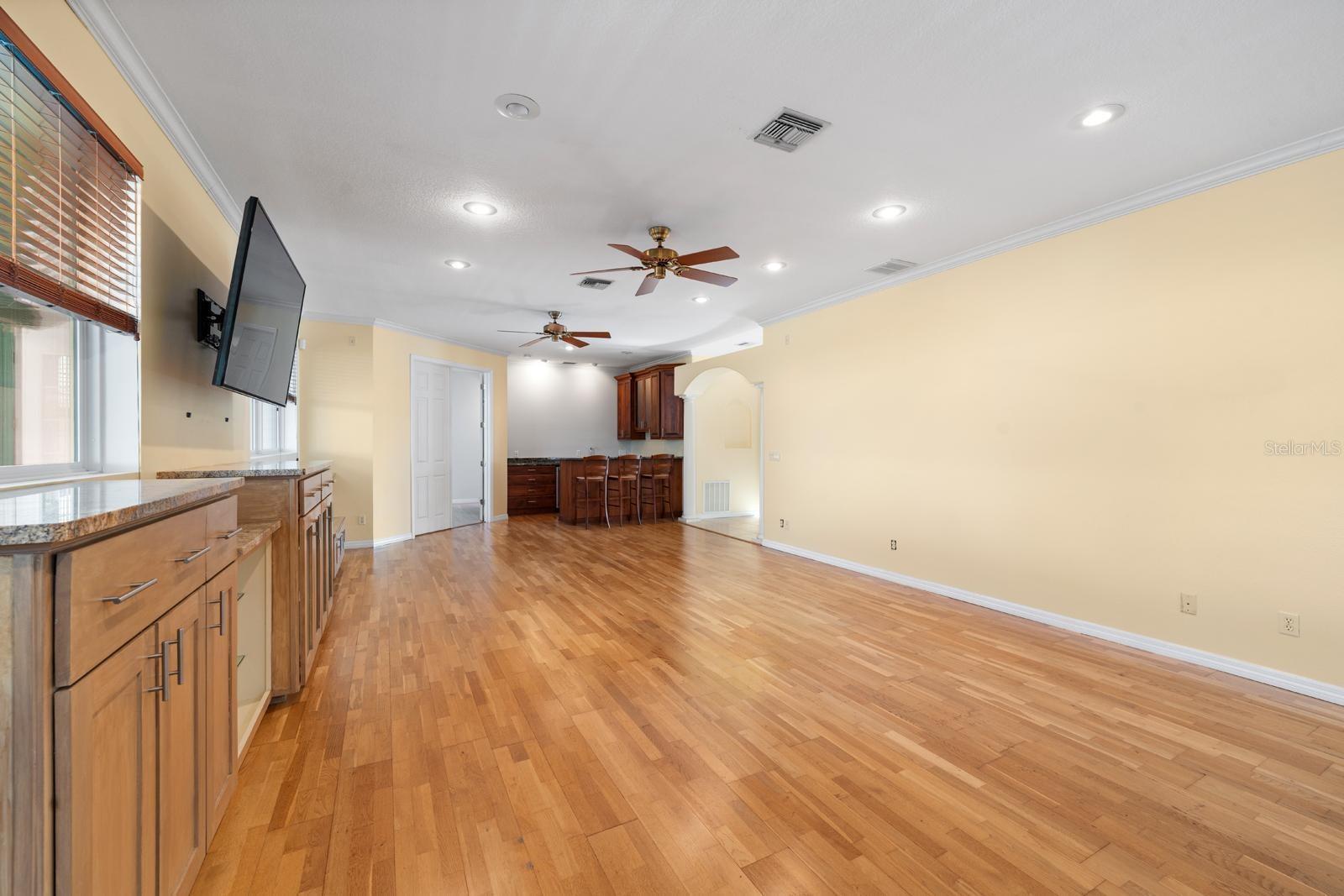 921 POINT SEASIDE DR, CRYSTAL BEACH, FL — photo 7