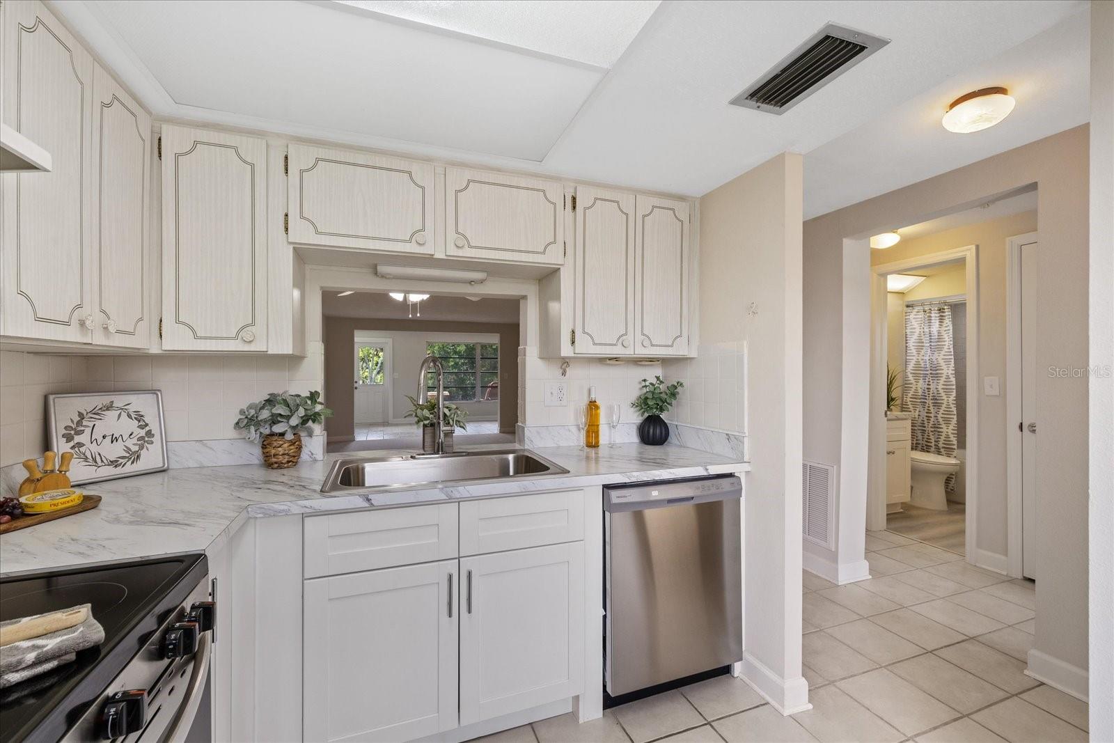4347 SUMMERSUN DR, NEW PORT RICHEY, FL — photo 12