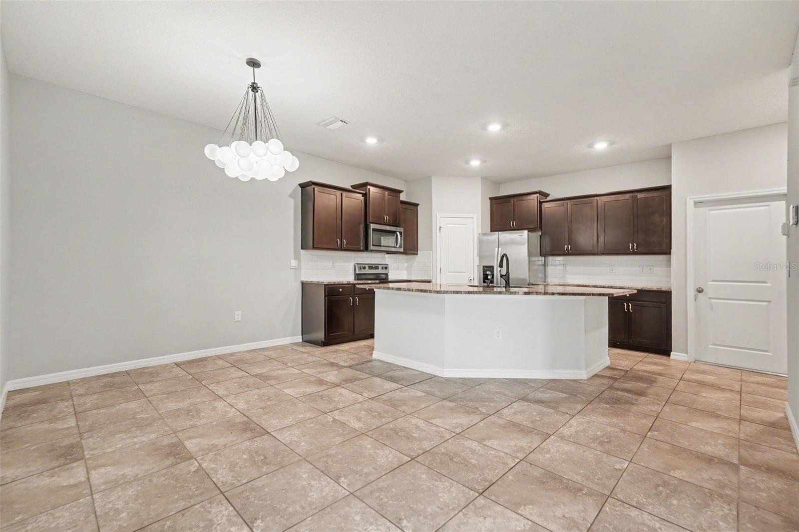 31457 MANGO FADE WAY, SAN ANTONIO, FL — photo 10