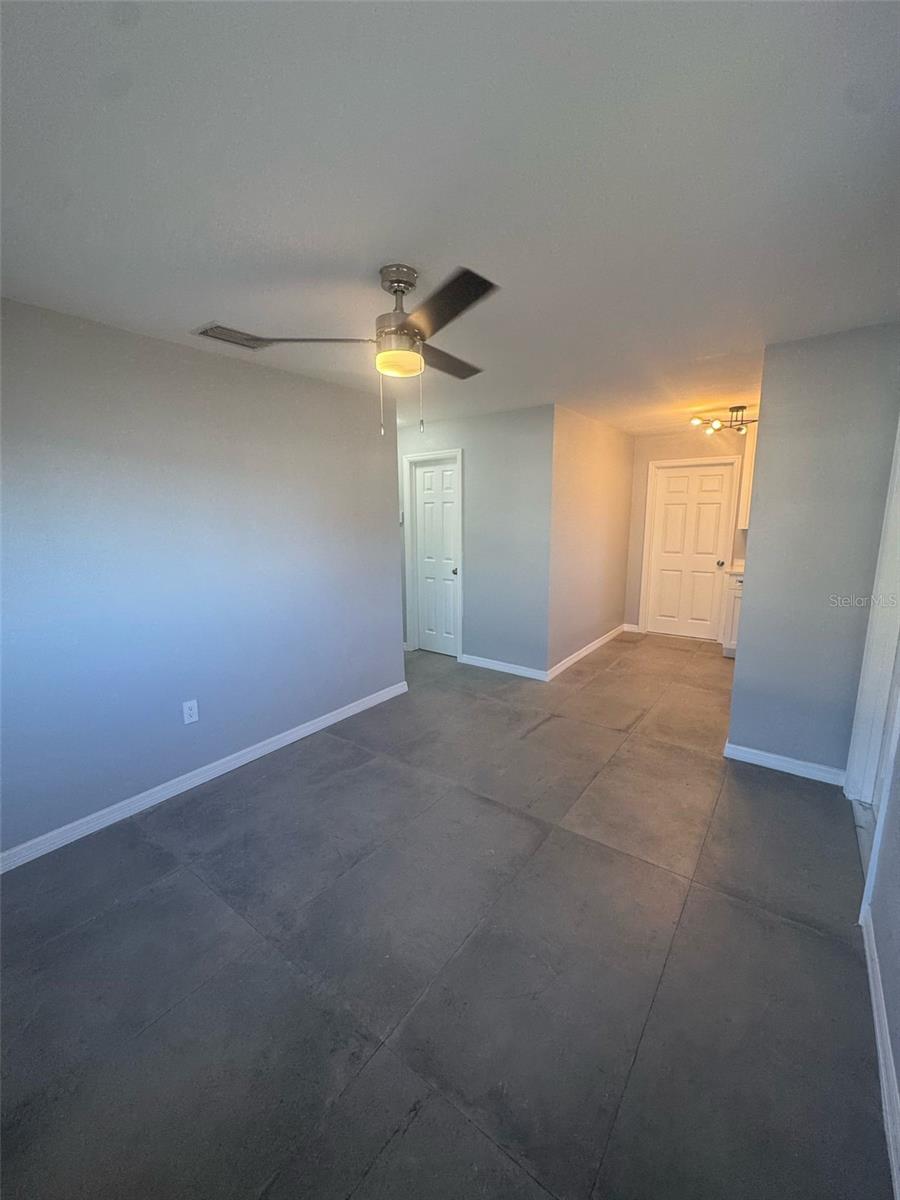 342 51ST AVE N, ST PETERSBURG, FL — photo 4