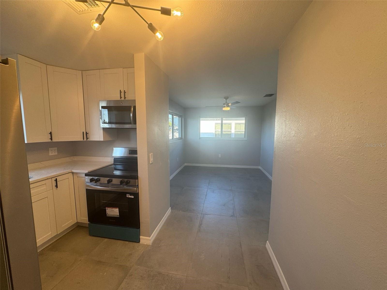 342 51ST AVE N, ST PETERSBURG, FL — photo 5