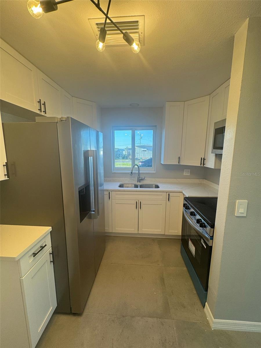 342 51ST AVE N, ST PETERSBURG, FL — photo 6
