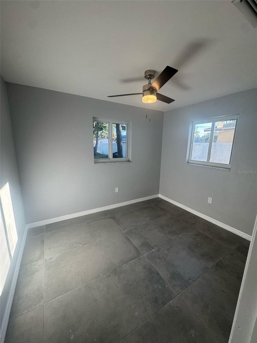 342 51ST AVE N, ST PETERSBURG, FL — photo 12