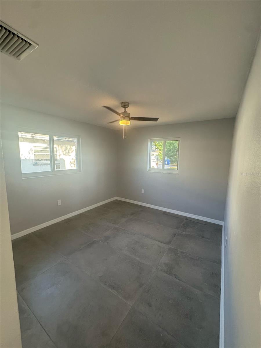 342 51ST AVE N, ST PETERSBURG, FL — photo 13