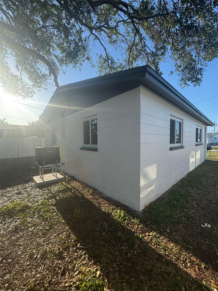 342 51ST AVE N, ST PETERSBURG, FL — photo 18