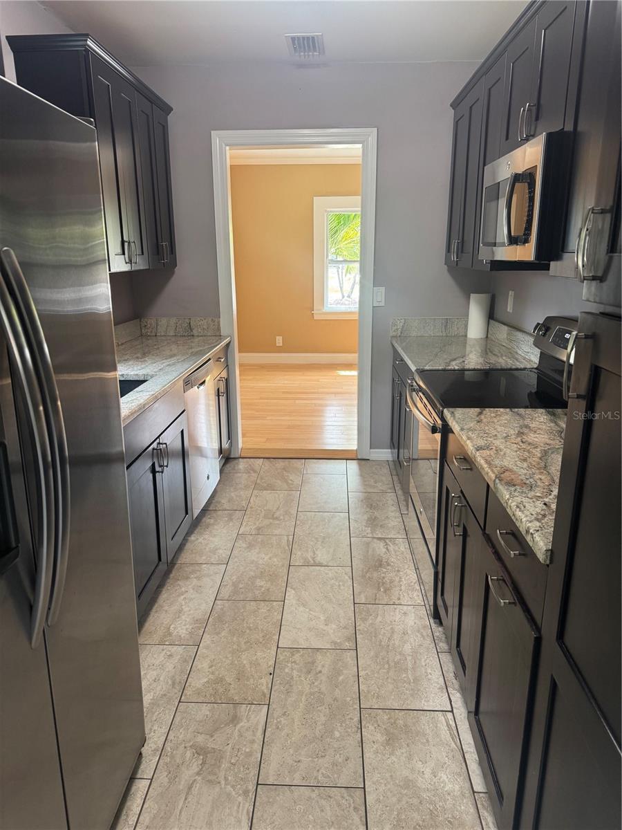 1701 53RD ST S, GULFPORT, FL — photo 2