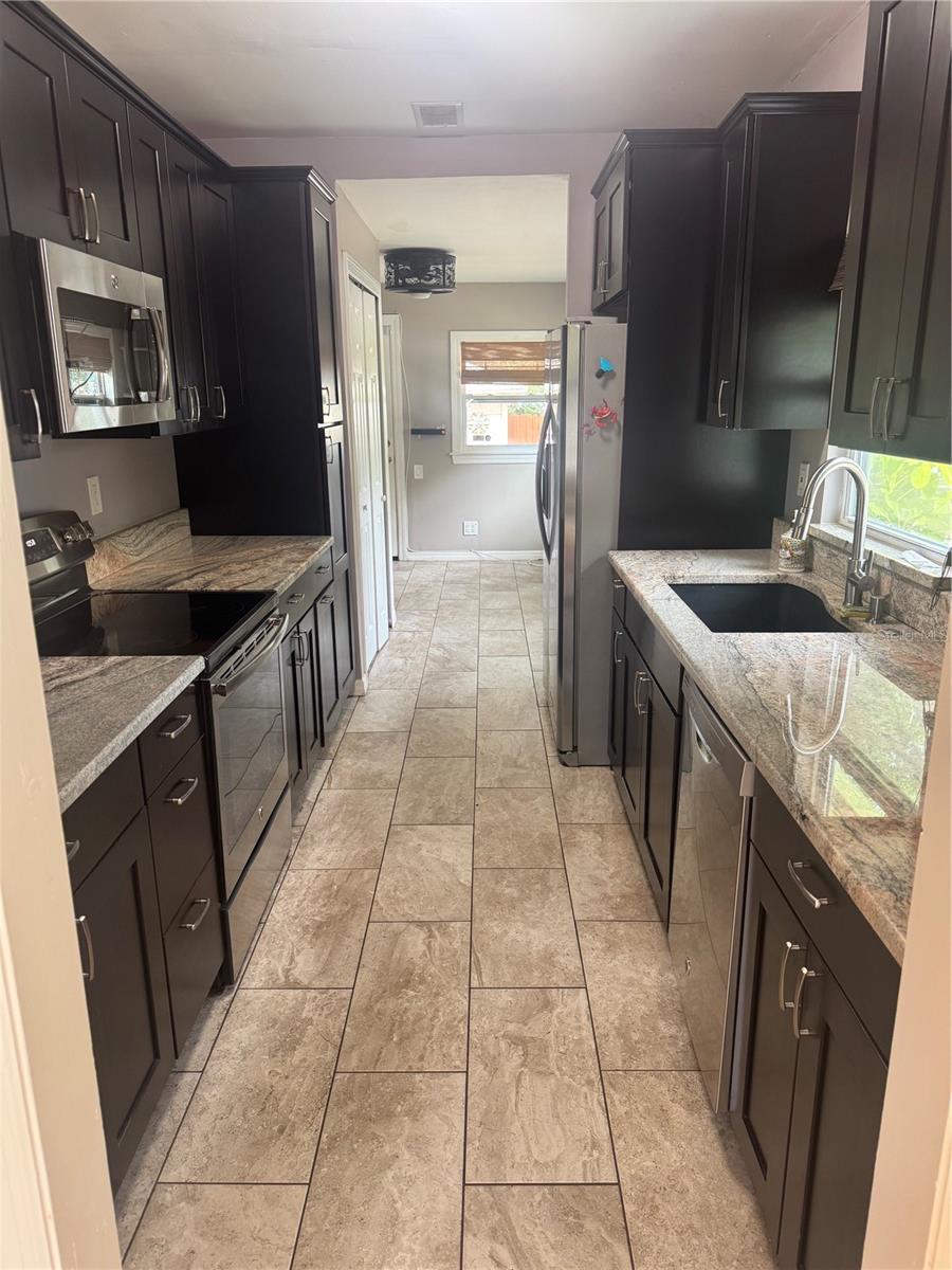 1701 53RD ST S, GULFPORT, FL — photo 3