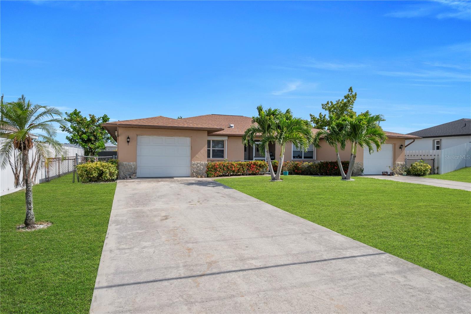 836 SW TRAFALGAR PKWY, CAPE CORAL, FL — photo 29