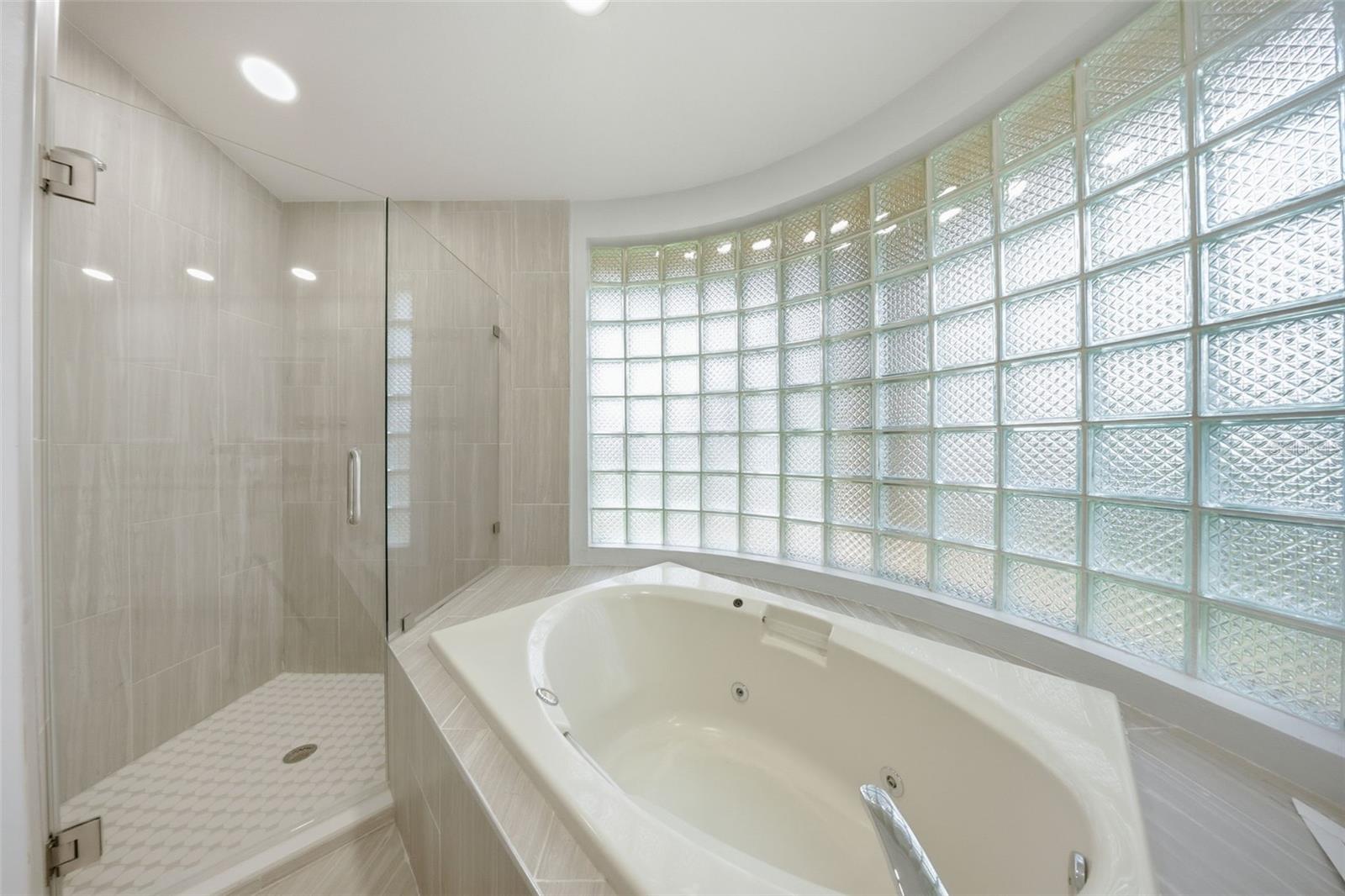 504 STRATFIELD DR, LUTZ, FL — photo 19